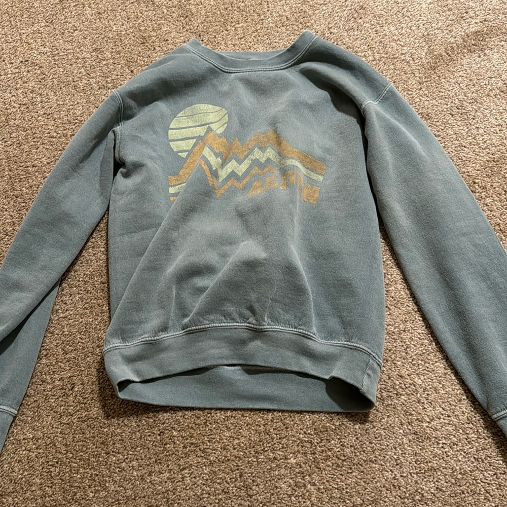 Crewneck